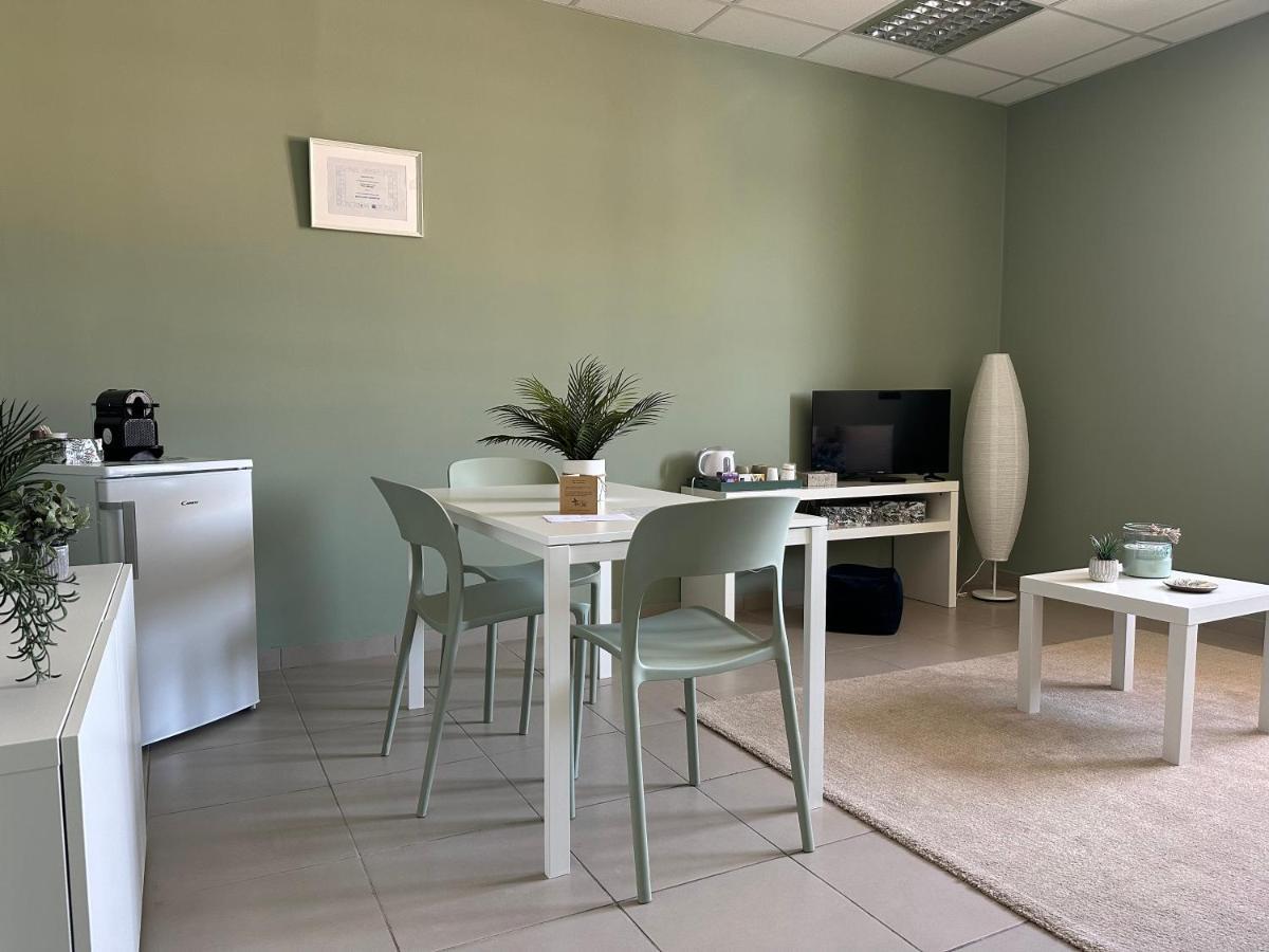 Botanical Suite Bari Bagian luar foto